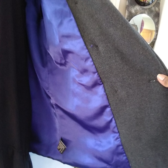 RUE 21 Grey's Women's Coat. SIZE L - Picture 10 of 11